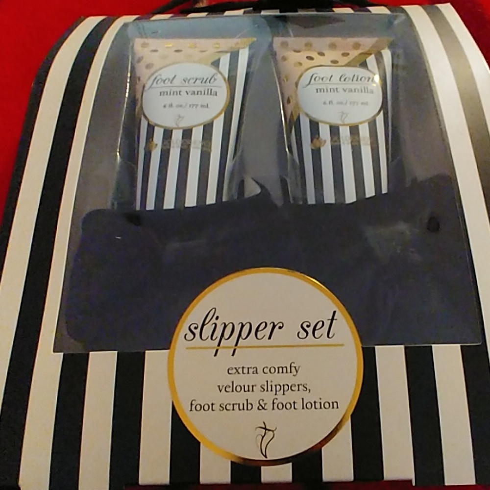 Slipper Set